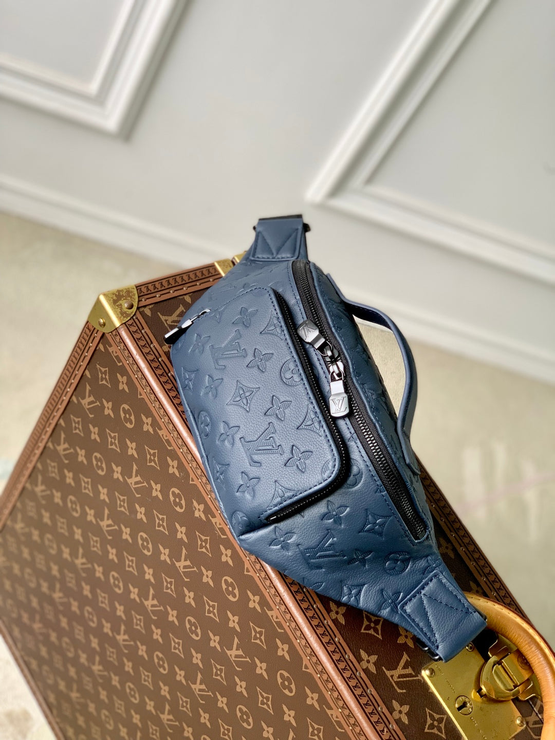 LOUIS VUITTON RUSH BUMBAG 30 IN DARK BLUE MONOGRAM SHADOW CALFSKIN