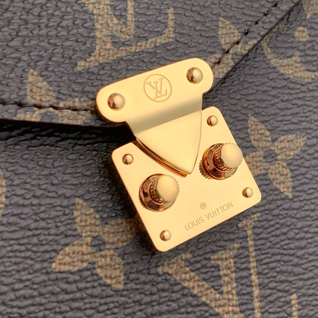 LOUIS VUITTON PHONE POUCH 17.5 IN BROWN MONOGRAM COATED CANVAS AND CALFSKIN