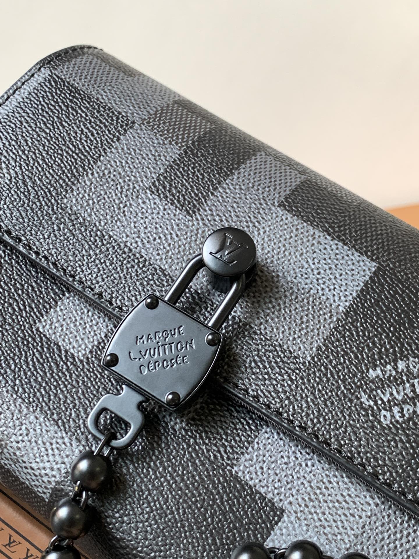 LOUIS VUITTON LV 25S STEAMER BAG 18 IN DAMOFLAGE BLACK CANVAS