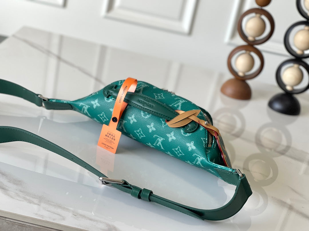 LOUIS VUITTON RUSH BUMBAG 30 IN GREEN MONOGRAM HERITAGE CANVAS